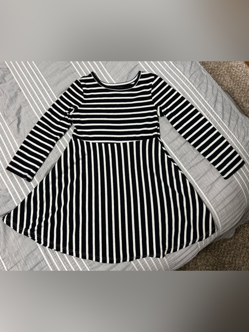 Cat & Jack Black and White Striped Dress Size 4T